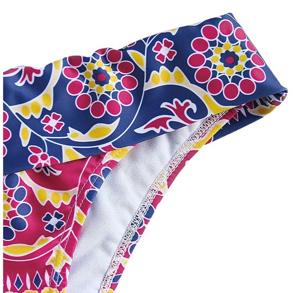 Last one Medium👙Graphic Print Off-shoulder Bikini - Picture 3 of 6